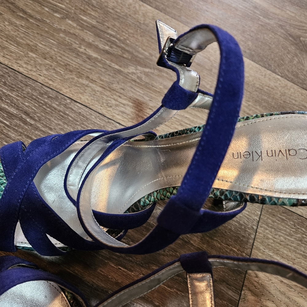 Calvin Klein Blue and Green Women's Sandals. Size 9.5 - Picture 4 of 5